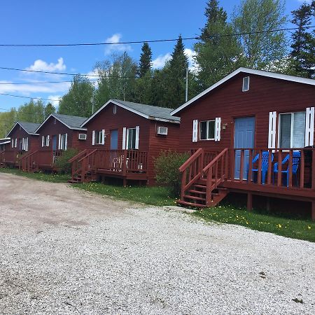 Lush'S Cottages Cormack Eksteriør billede
