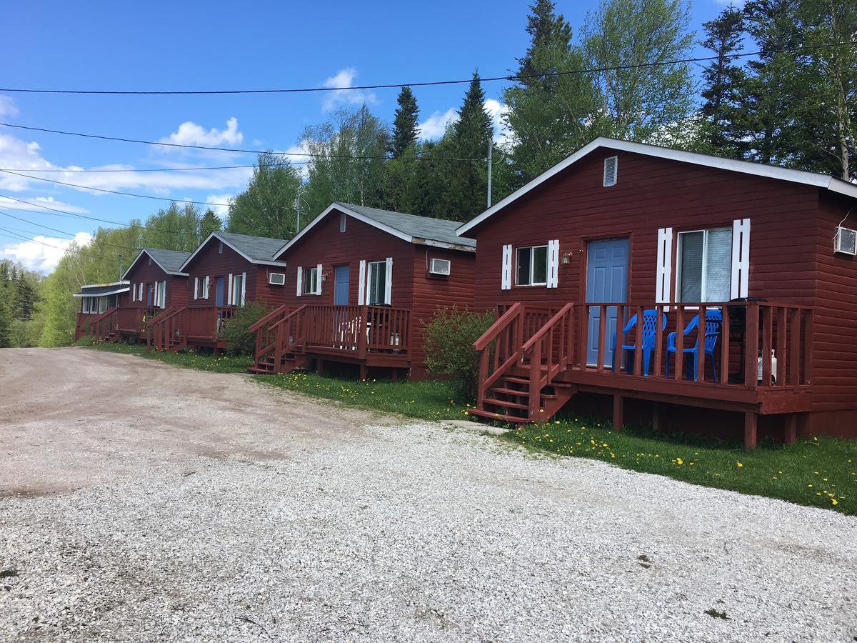 Lush'S Cottages Cormack Eksteriør billede